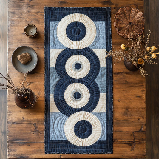 Circle Frame WN0407056CL Quilted Table Runner