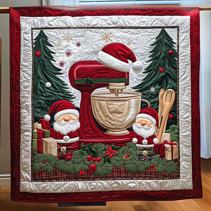 Little Gnomes' Make and Bake Day XK0511004CL Quilt