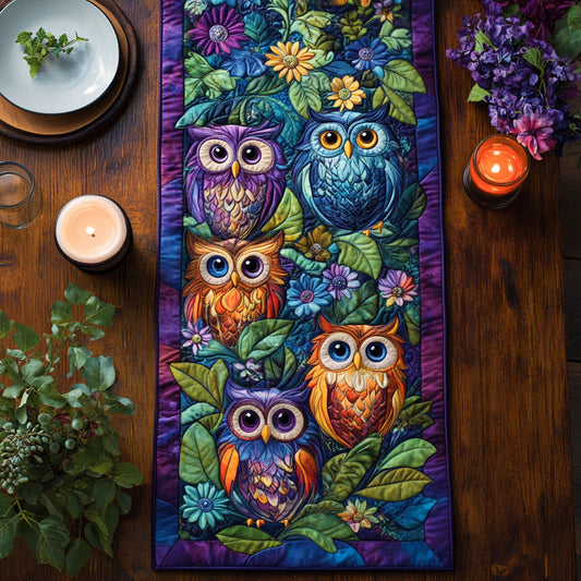 Playful Owl CW3004066CL Quilted Table Runner
