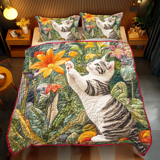 Cat In Huge Garden WP1812030CL Duvet Cover Set