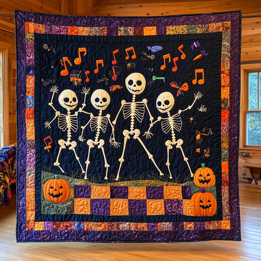 Dancing Night CW2607013CL Quilt