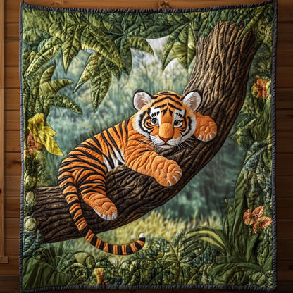 Playing Tiger CP2805044CL Quilt