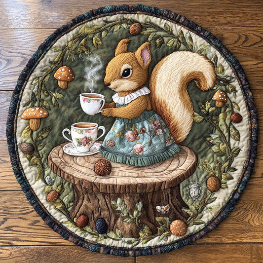 Squirrel Tea Break CP0406073CL Quilted Round Mat