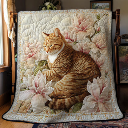 Fluffy Cat In Magnolia WY2003067CL Quilt