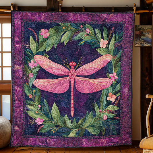 Dragonfly In Leaves Wreath WY0602138CL Quilt