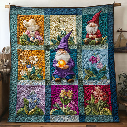 Golden Glow Gnome WN2208055CL Quilt