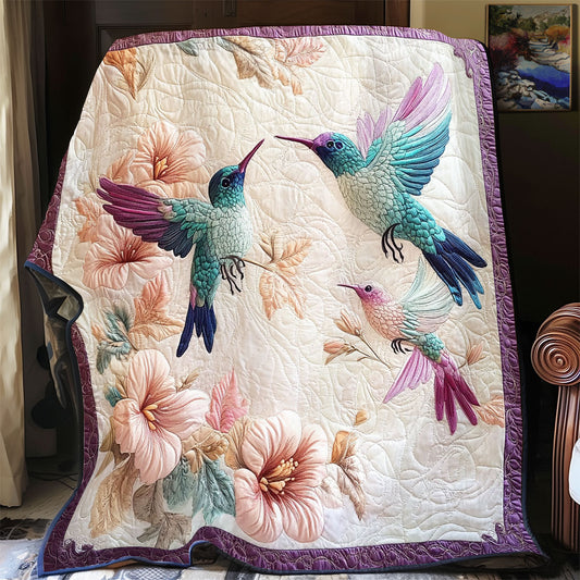 Hummingbird Family WY2712032CL Quilt