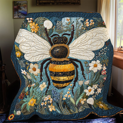 Floral Bee  WX2612026CL Quilt