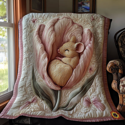 Sleeping Mouse In Tulip WY2412076CL Quilt