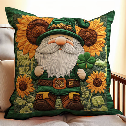 Gnome WX1403058CL Quilt Pillow Case