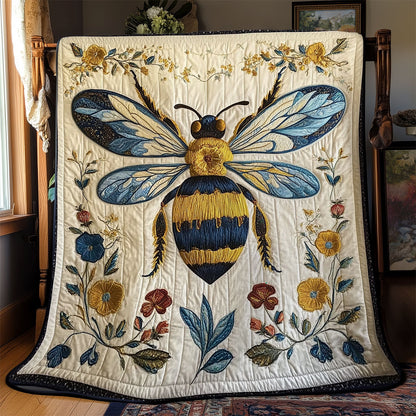 Golden Hive YR0502028CL Quilt