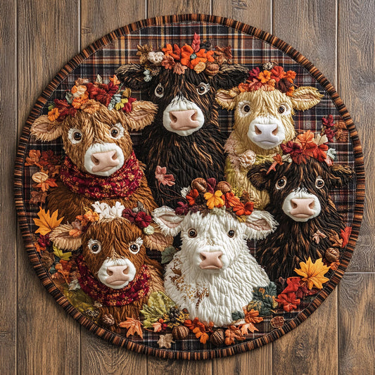 Highland Cow Autumn Pastures WU2003017CL Quilted Round Mat