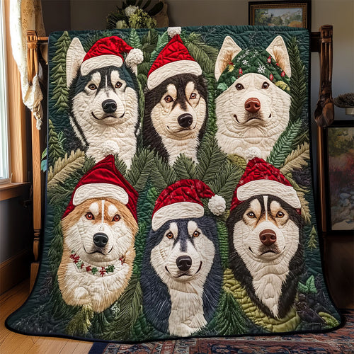 Holiday Huskies YR0602038CL Quilt