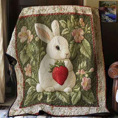 Strawberry Bunny WJ2103028CL Quilt