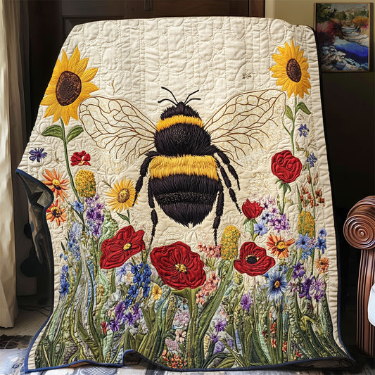 Bee's Path Through Petals WU1203060CL Quilt