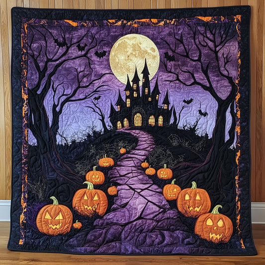 Pumpkin Hollow Manor CP1906045CL Quilt