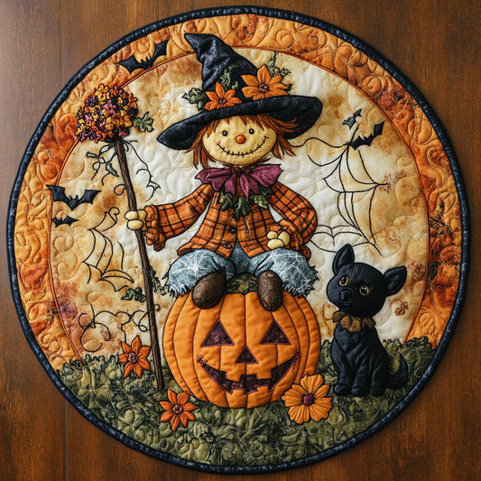 Scarecrow's Cozy Lanterns WN0508028CL Quilted Round Mat