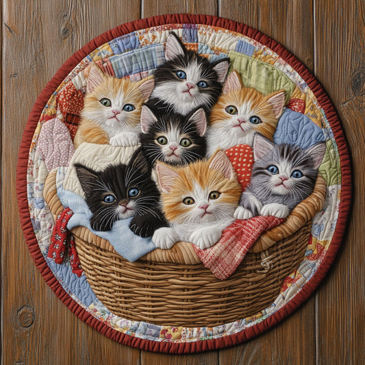 Sleeping Kittens WU2203009CL Quilted Round Mat